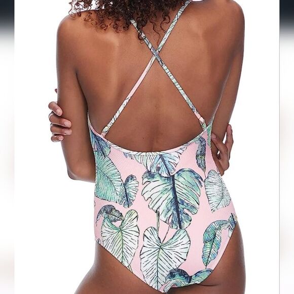 EIDON  Women's Standard Allie One Piece Tank Style Swimsuit size Small - Picture 2 of 5